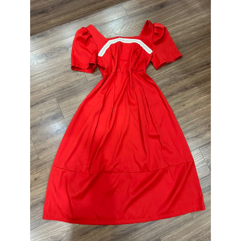 Pass váy thiết kế hãng Aki new tag