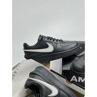 Giày sneaker AF1 Am.bush đen móc trắng ( giá chưa kèm box bảo vệ)