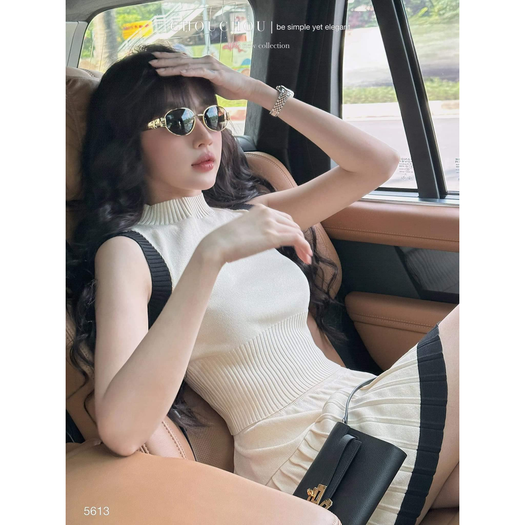 Sét len be mềm áo dáng ngắn sát nách + chân váy cạp cao xếp ly