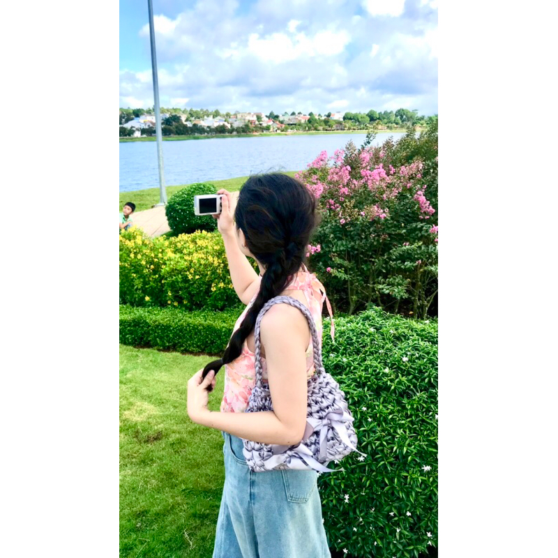 Túi ruy băng satin handmade kẹp nách đi tiệc hay mang hàng ngày màu xám - Freelence