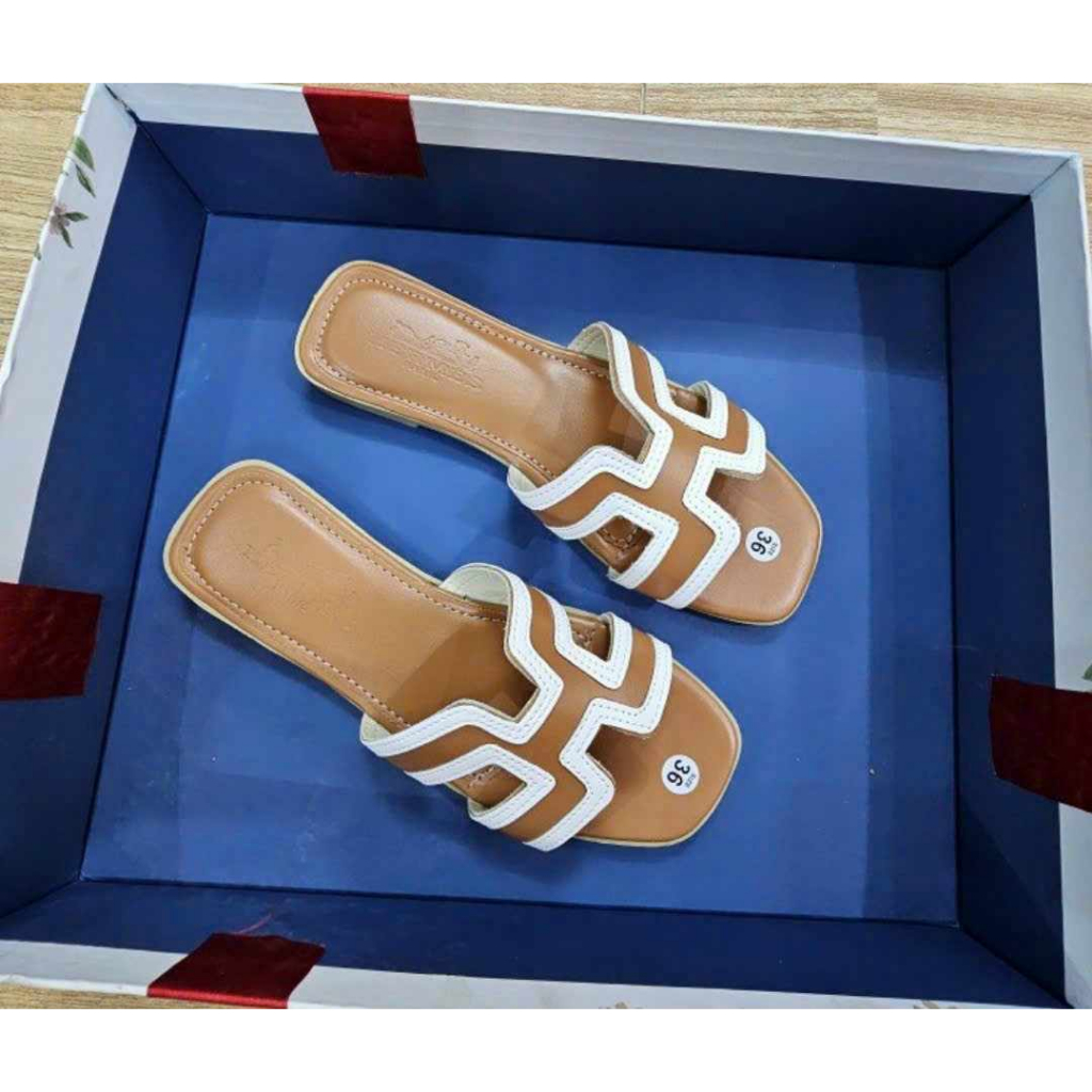 Dép nũ quai H nhiều màu đế kem may viền H.Mờ Mới