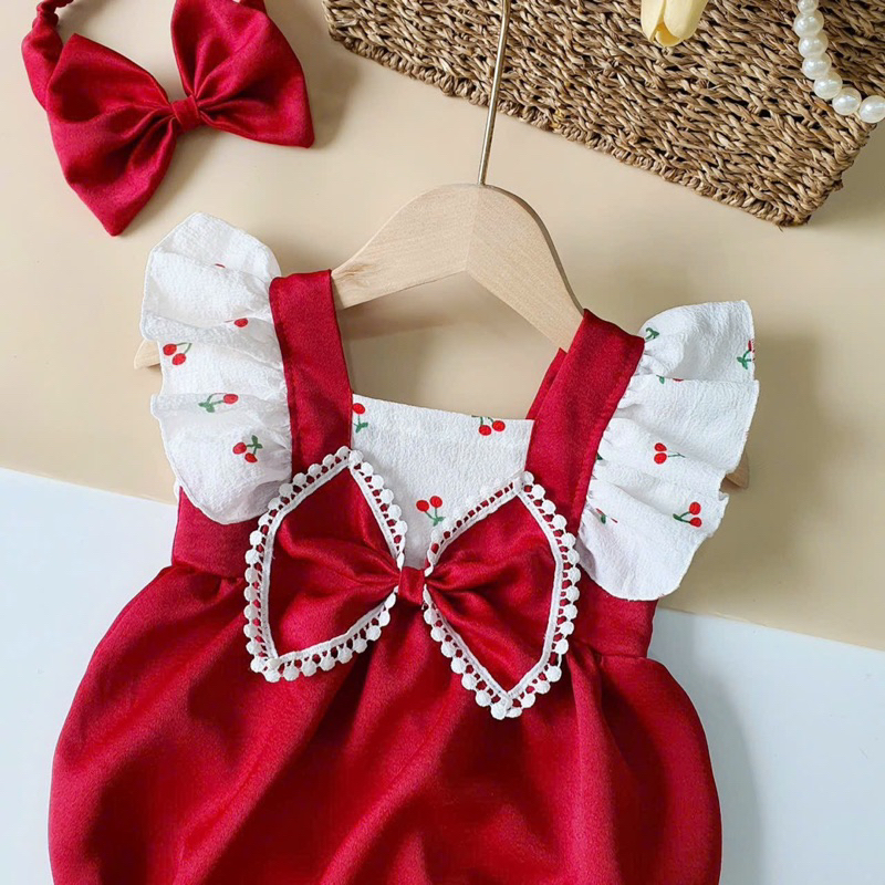Body đỏ kèm nơ cho bé gái