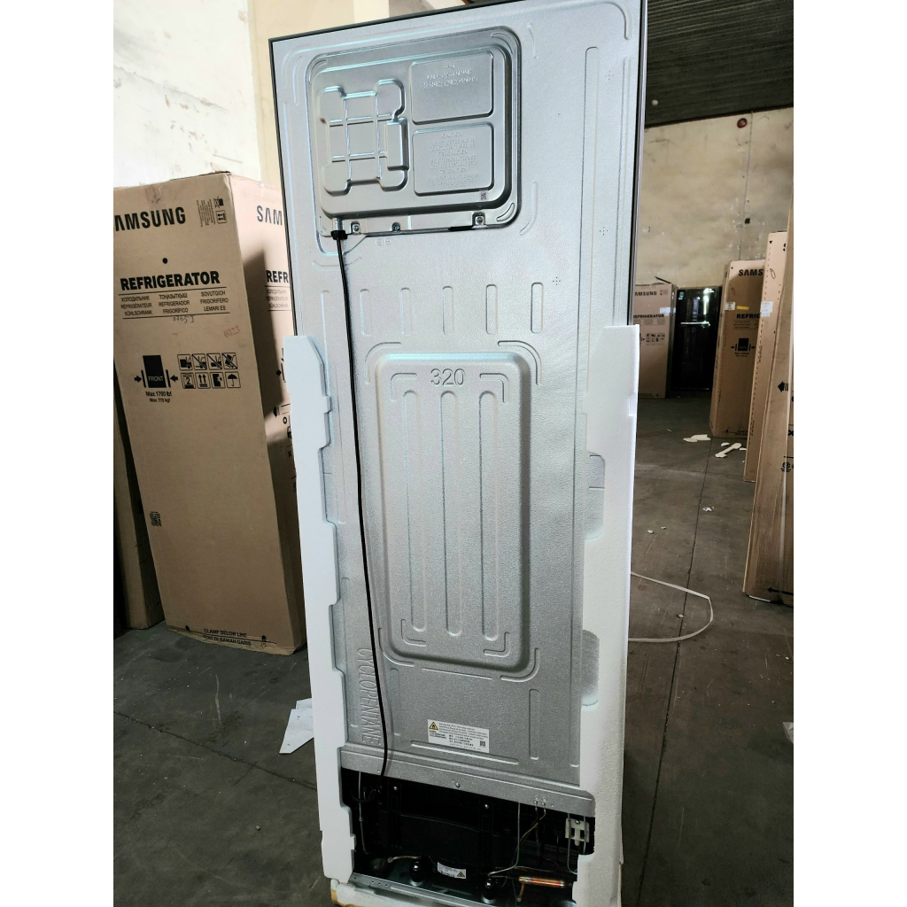 Tủ lạnh Samsung Inverter 319 lít RT32K5932BY