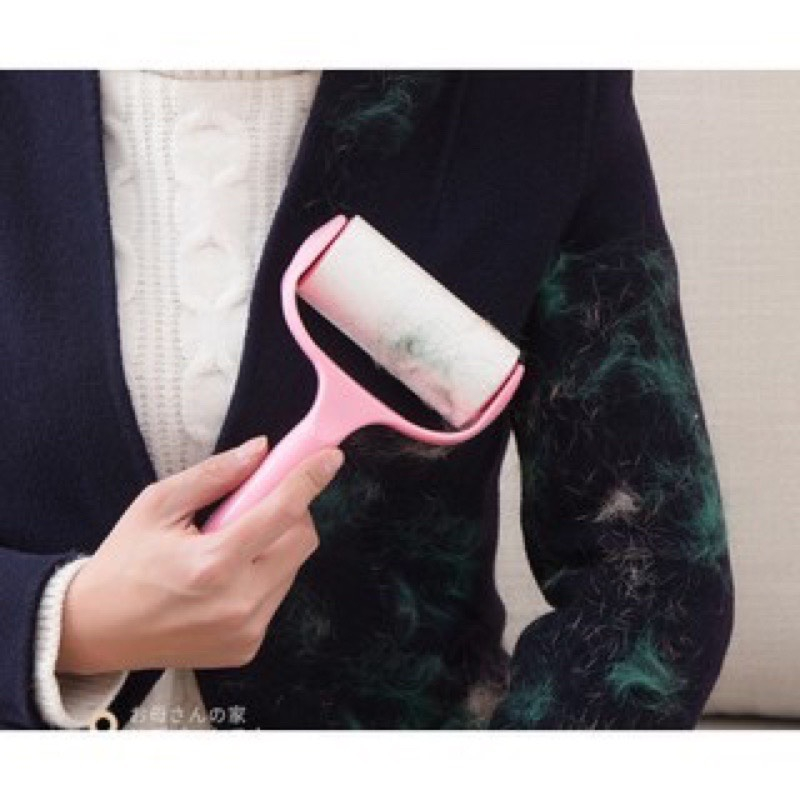 Thanh Lăn Bụi Quần Áo  19,9k - gd73