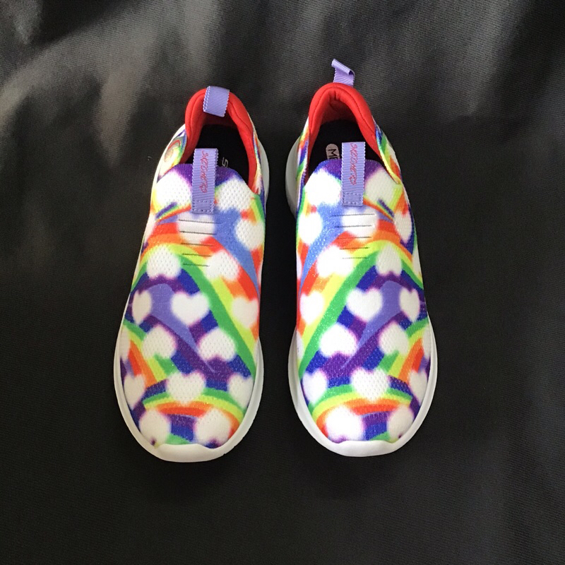 Giày theer thao skechers bé gái