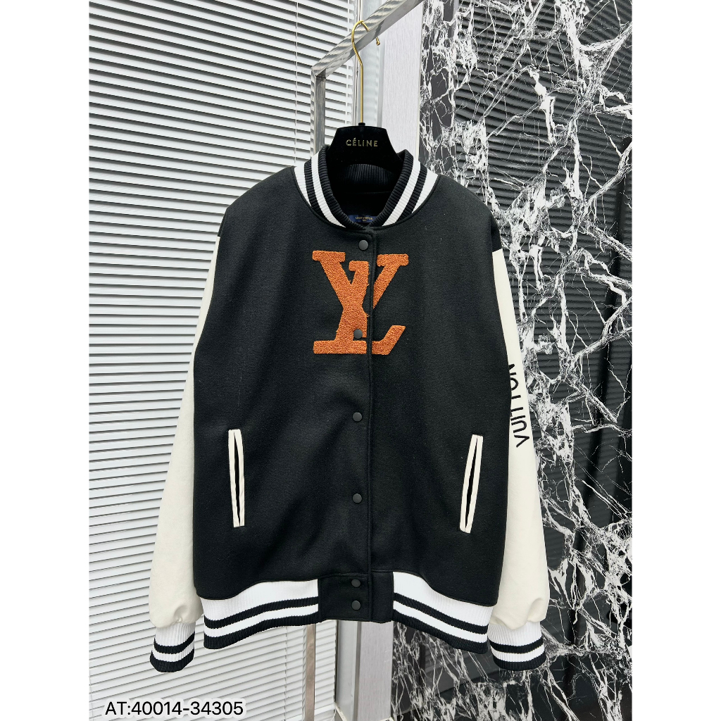 Áo khoác Boomber L V  thêu xù logo màu sắc cao cấp sau lưng thêu xù logo hình hoạ tiết sang trọng phối viền màu