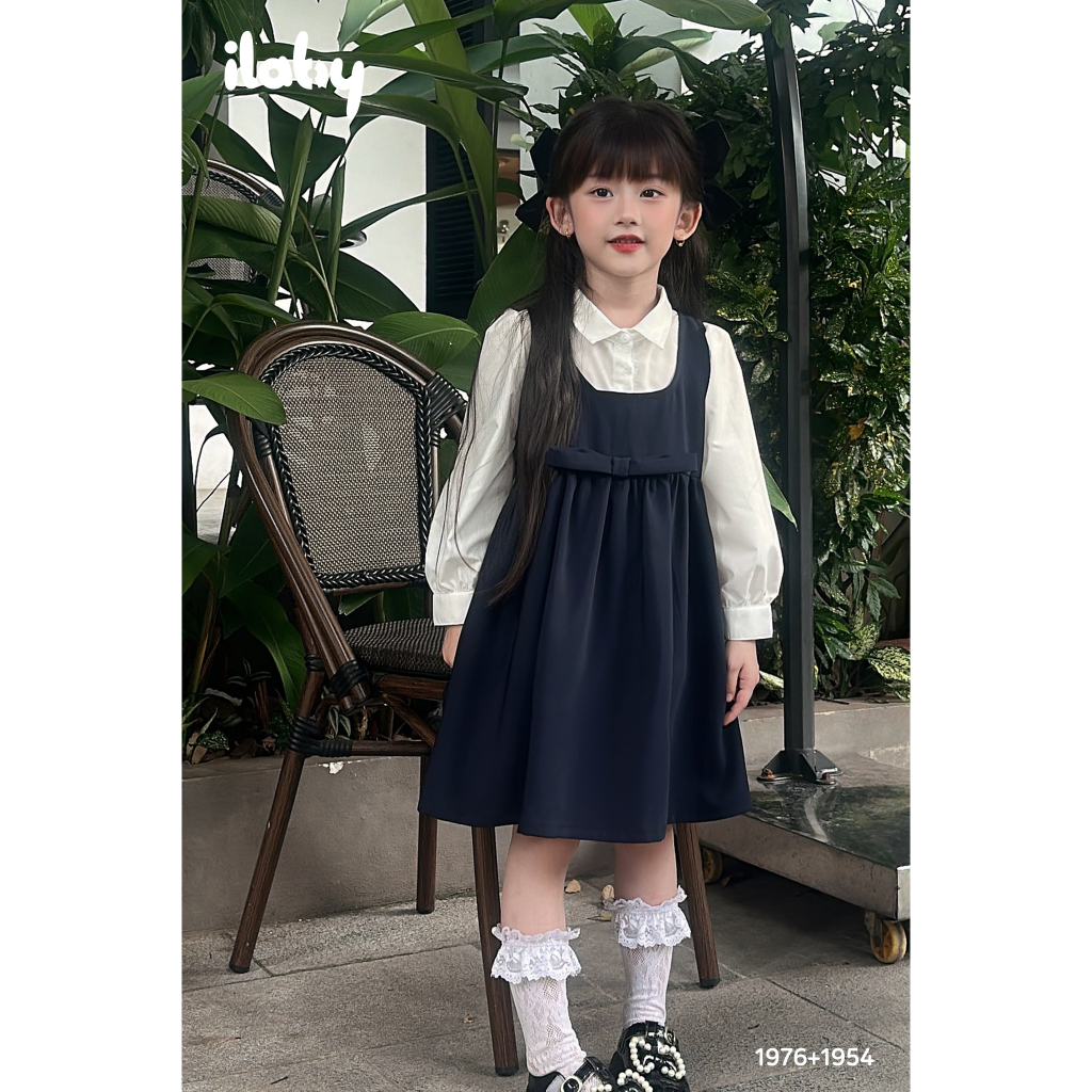 Váy yếm đi học bé gái ILABY phối nơ vuông trước chất liệu thô chéo mềm cho bé 13-32kg