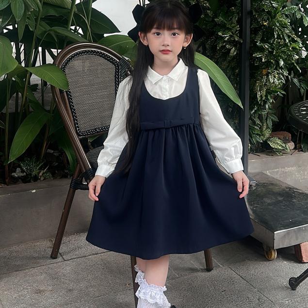 Váy yếm đi học bé gái ILABY phối nơ vuông trước chất liệu thô chéo mềm cho bé 13-32kg