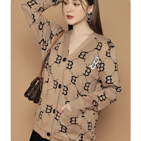 Áo cardigan hoạ tiết in kín toàn thân logo chữ B siêu xinh CAMNHUNGSI