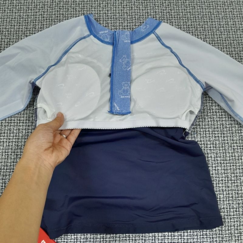 Đồ bơi nữ áo tay dài quần ngắn YY1702 YUKE kín đáo  phong cách thể thao, có mút, và lót áo bên trong