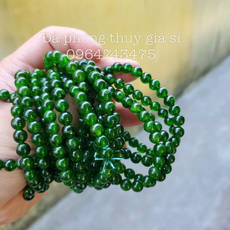 Vòng tay đá diopside siêu đẹp mịn Vip 6-10mm kèm hộp gấm cao cấp