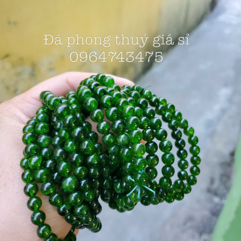 Vòng tay đá diopside siêu đẹp mịn Vip 6-10mm kèm hộp gấm cao cấp
