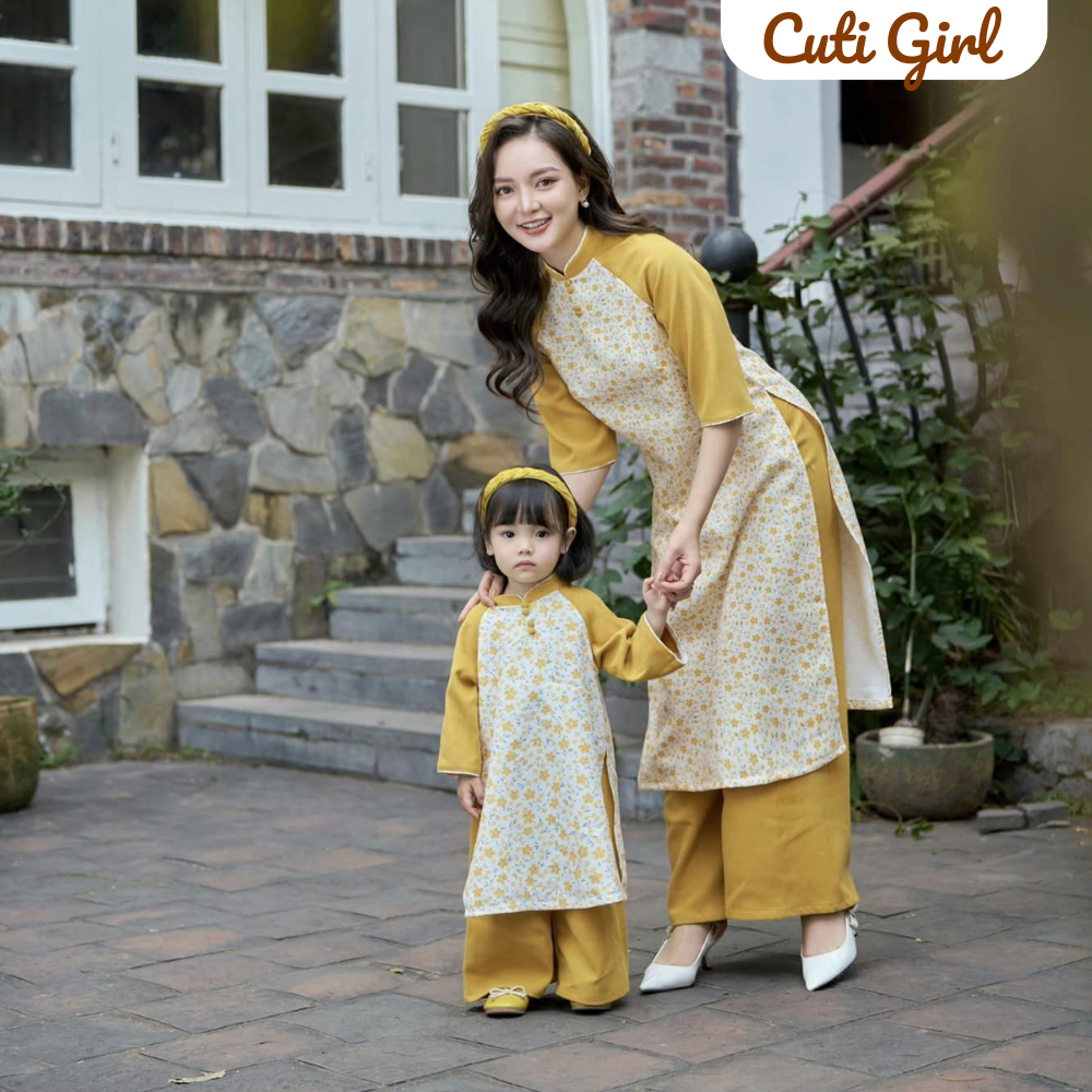 Áo dài mẹ và bé gái họa tiết hoa nhí phối tay vàng, Áo dài cách tân cổ tàu chất liệu nhung tăm cho bé 10-26kg