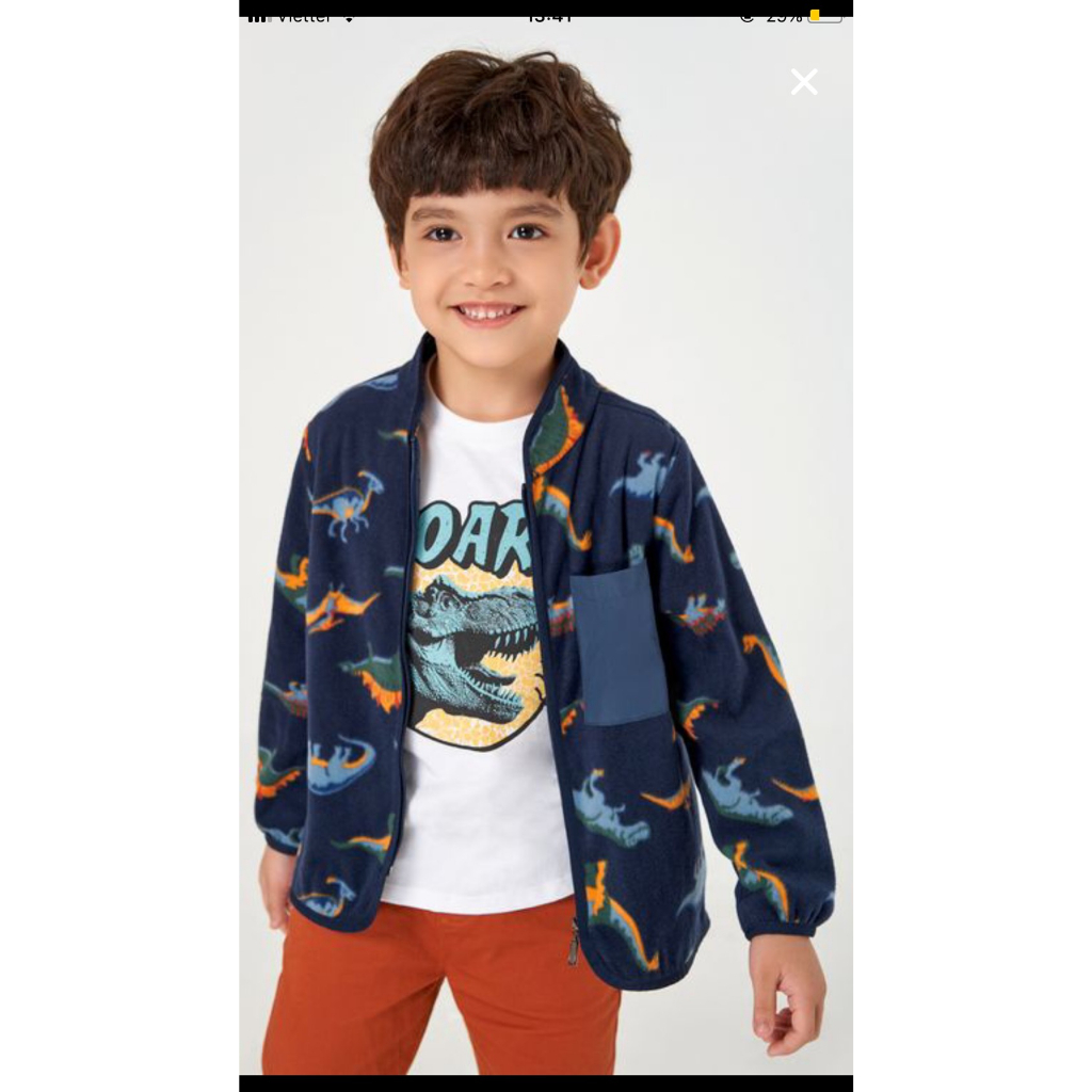 Áo khoác bé trai cổ lửng dài tay in họa tiết Thêm vào yêu thích Mã sp: 2OT22W005