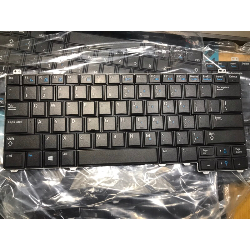 Phím Dell Latitude E5440