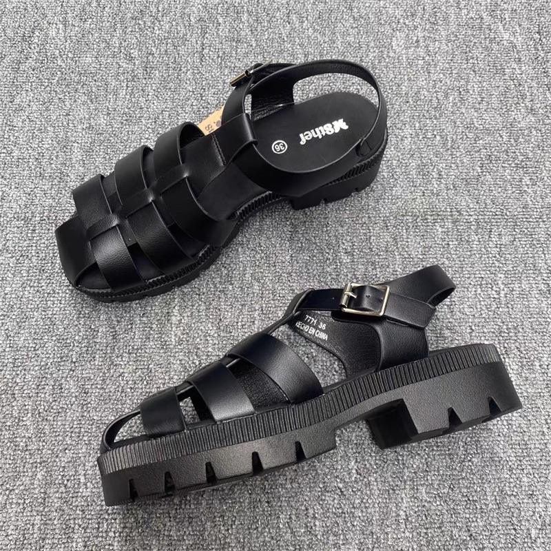 ☘️ ORDER ☘️sandal da bóng đan rọ xuất Canada 35-42