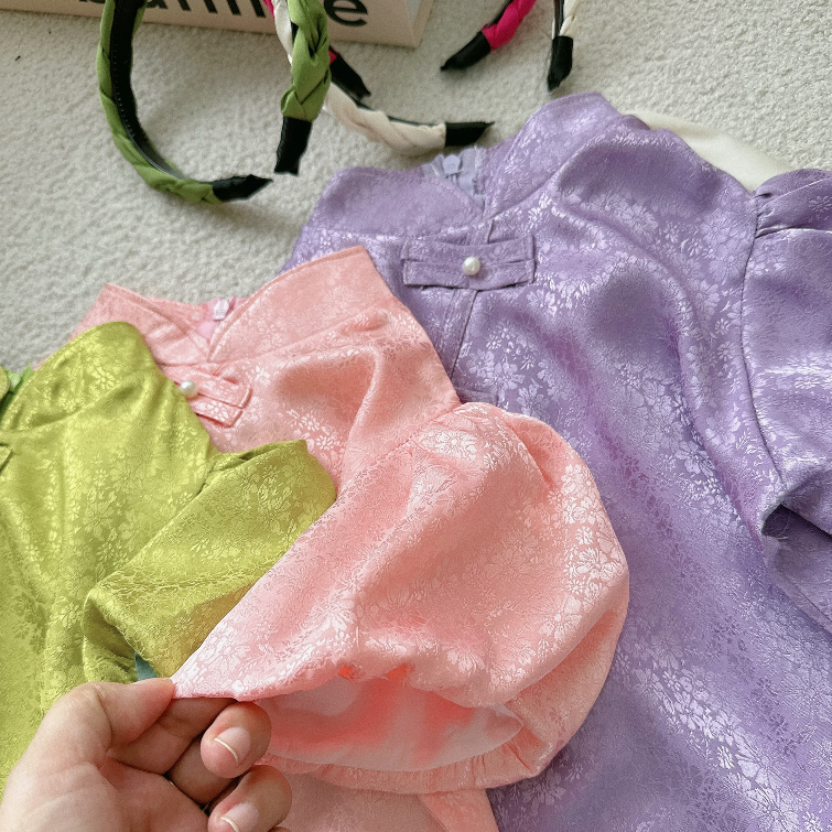 Set Lụa Gấm Tay Phồng Kute dành cho bé Gái
