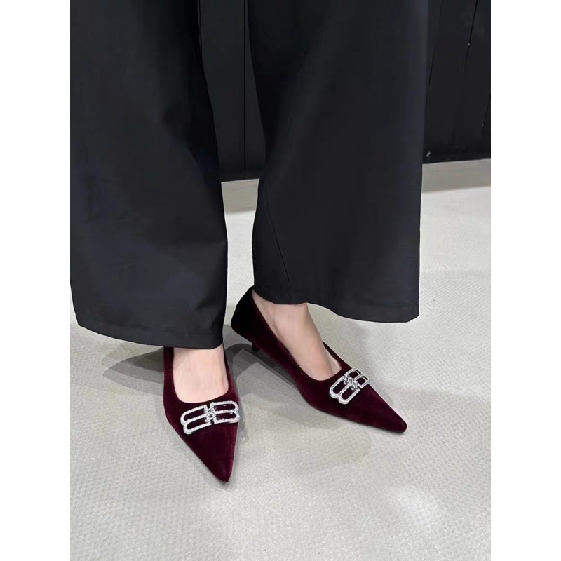 Giày cao gót nhung da lộn cho nữ mũi nhọn đế thấp cao 3cm đính đá