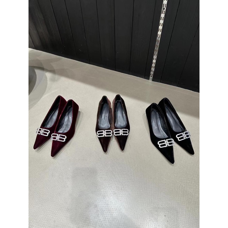 Giày cao gót nhung da lộn cho nữ mũi nhọn đế thấp cao 3cm đính đá