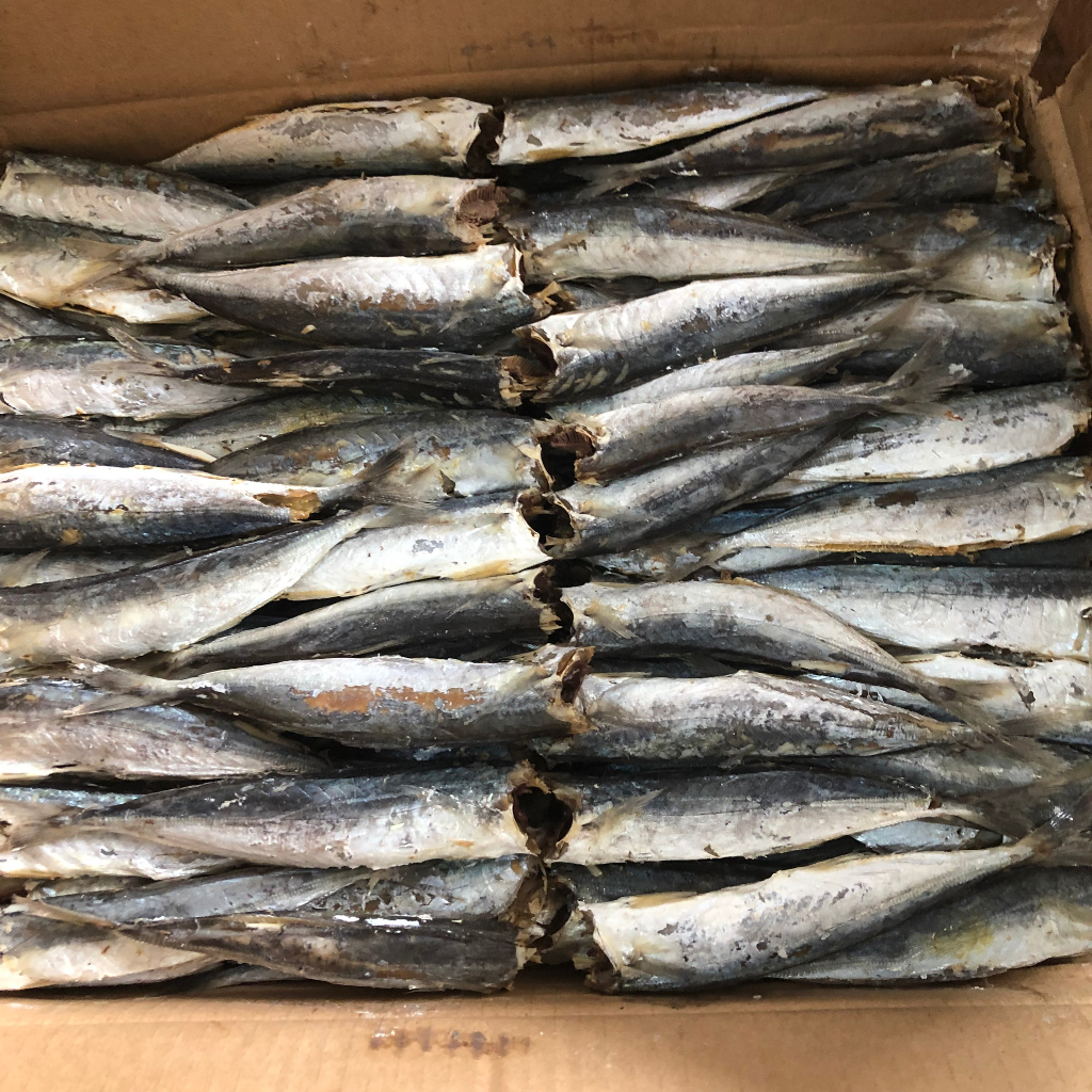 1kg Cá nục hấp sấy size nhỏ 45-50 con 1 cân