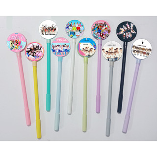 Bút tròn nhóm nhạc TWICE có hạt lúc lắc BTI11  wanna one exo bút bi mực bút cute bút dễ thương