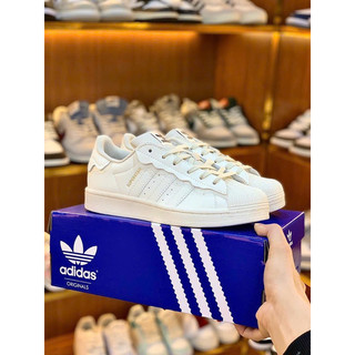 Giày sneaker Su.per Star mũi sò kem