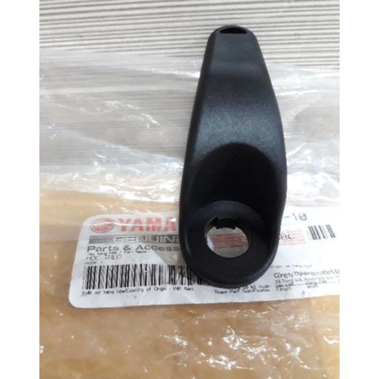 Móc treo đồ dùng cho nhiều loại xe ga Janus.Nouvo...Yamaha
