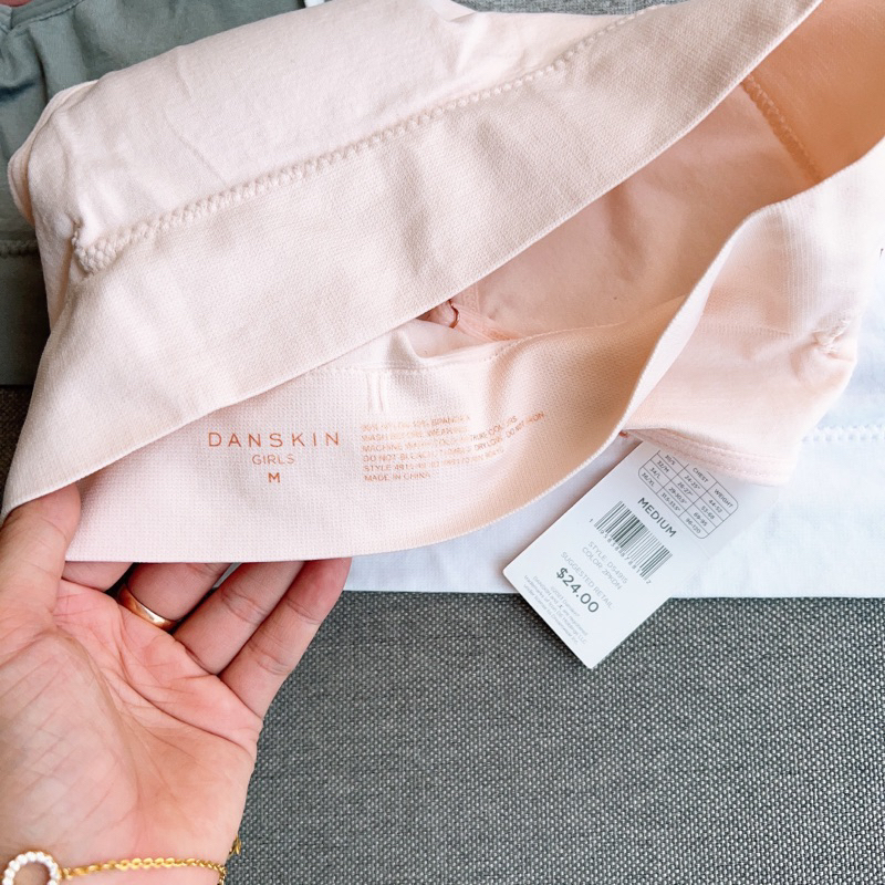 Áo bra Danskin xuất xịn cho bé teen và mẹ