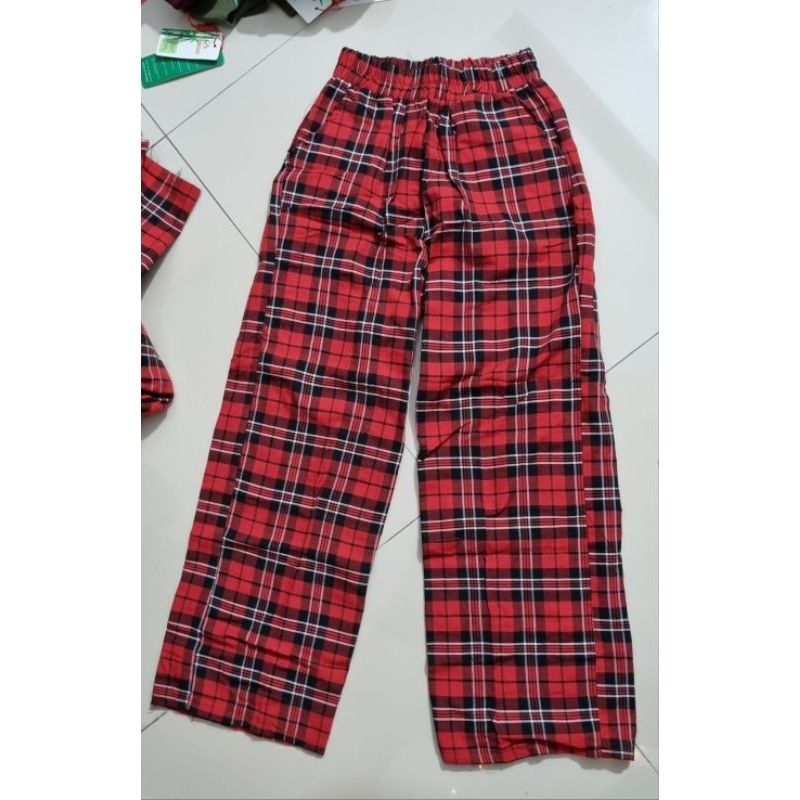 Quần thô kẻ caro có túi giá rẻ