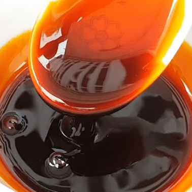 Nước màu THÀNH ĐẠT chai 100ml  - Nước màu dùng kho thịt, cá - Nước màu đặc biệt thơm ngon, màu đẹp tự nhiên