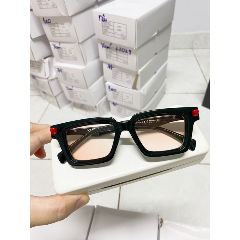 Kính mát Kuboraum maske Q2 cá tính Nam Nữ hót mới nhất