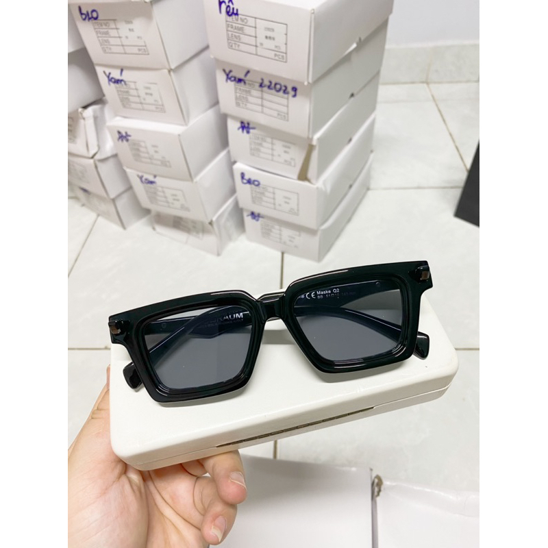 Kính mát Kuboraum maske Q2 cá tính Nam Nữ hót mới nhất
