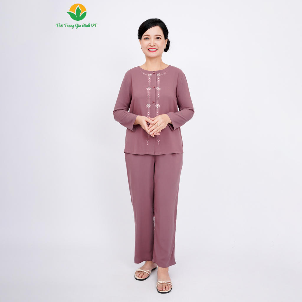 Bộ mặc nhà lanh trung niên Việt Thắng, quần dài, áo dài tay thêu dọc nẹp