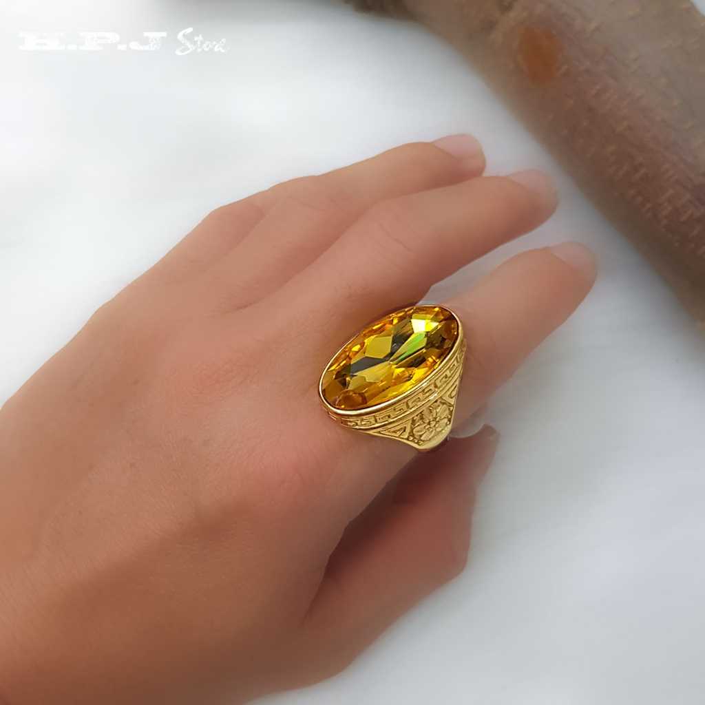 Nhẫn nam mặt đá to, bự và dài.