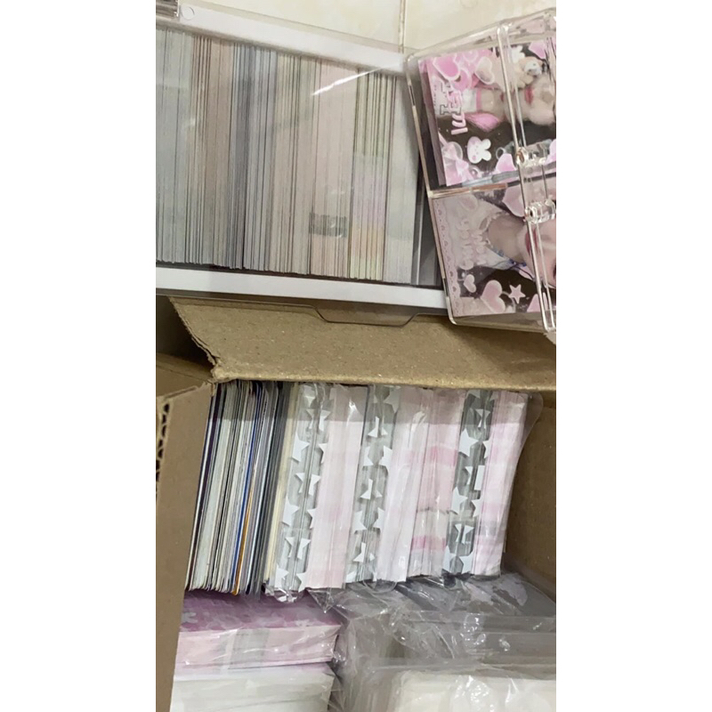 1C CARD DES NGẪU NHIÊN BTS/BLACKPINK/IVE