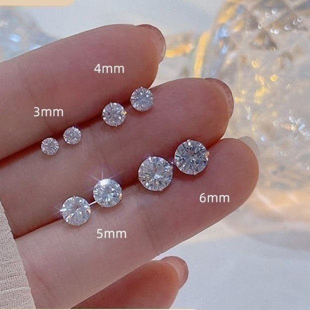 Bông tai nụ đá LumiCi chuôi bạc đầy đủ kích thước cho các nàng lựa chọn