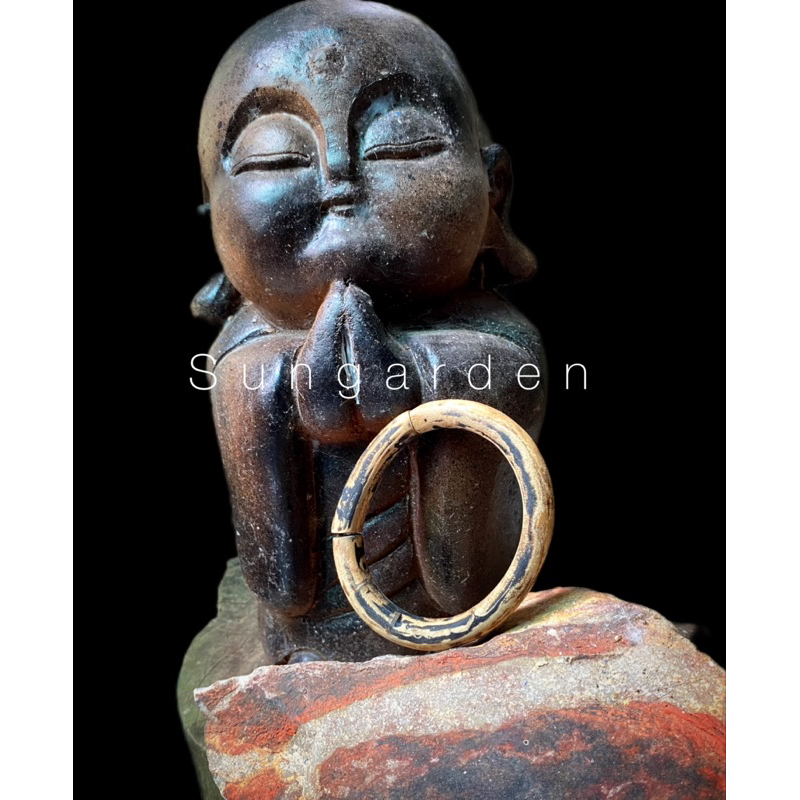 Vòng tay san hô đen dương biển điều hoà huyết áp