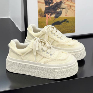 Giày nữ sneaker tua rua đế cao 5cm hot