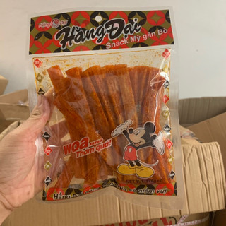 Snack mì gân bò hằng đại 1 gói khoảng 20 chiếc zai zai cay cay hấp dẫn
