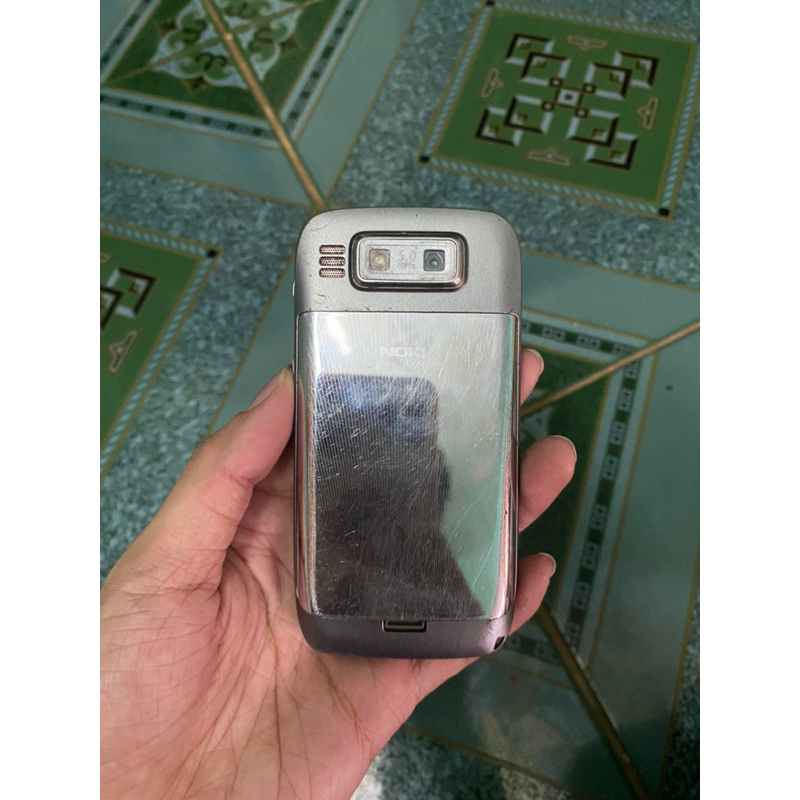 Xác điện thoại Nokia E72