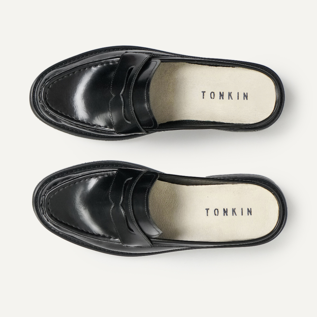 Giày sục nam màu đen MULLES da bò Patent chống nhăn, công sở văn phòng TONKIN  có size lớn | BigBuy360 - bigbuy360.vn