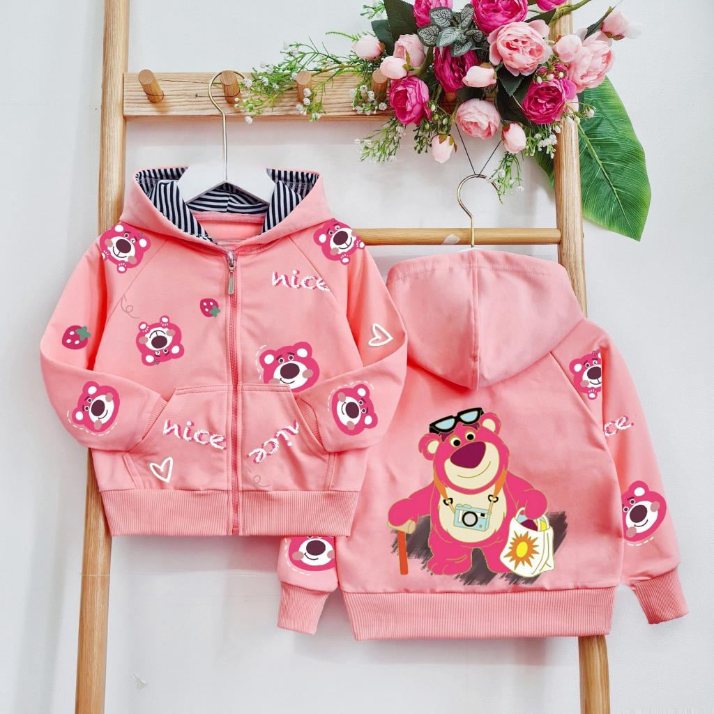 Áo khoác bé gái 10kg-40kg hình gấu dâu dể thương chất vải da cá mềm mịn co giản bé mát mùa mè ấm mùa đông