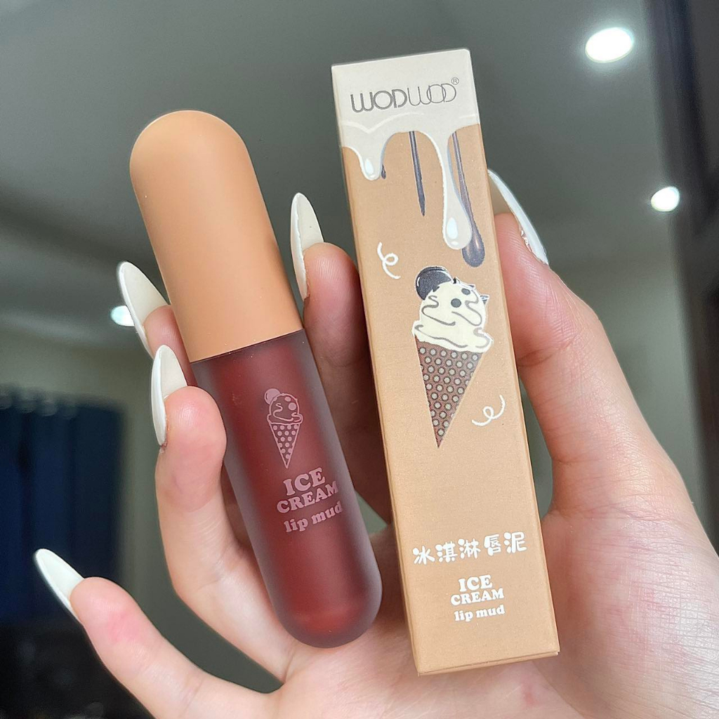 Son Kem Lì Wodwod Dạng Tròn Mềm Mịn Môi Không Gây Khô Môi