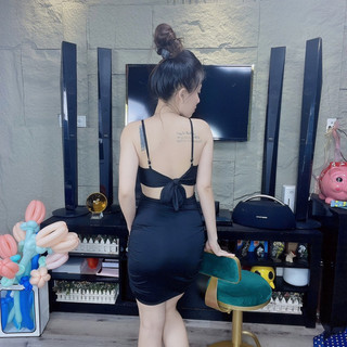Đầm nơ phía sau 😘tôndáng