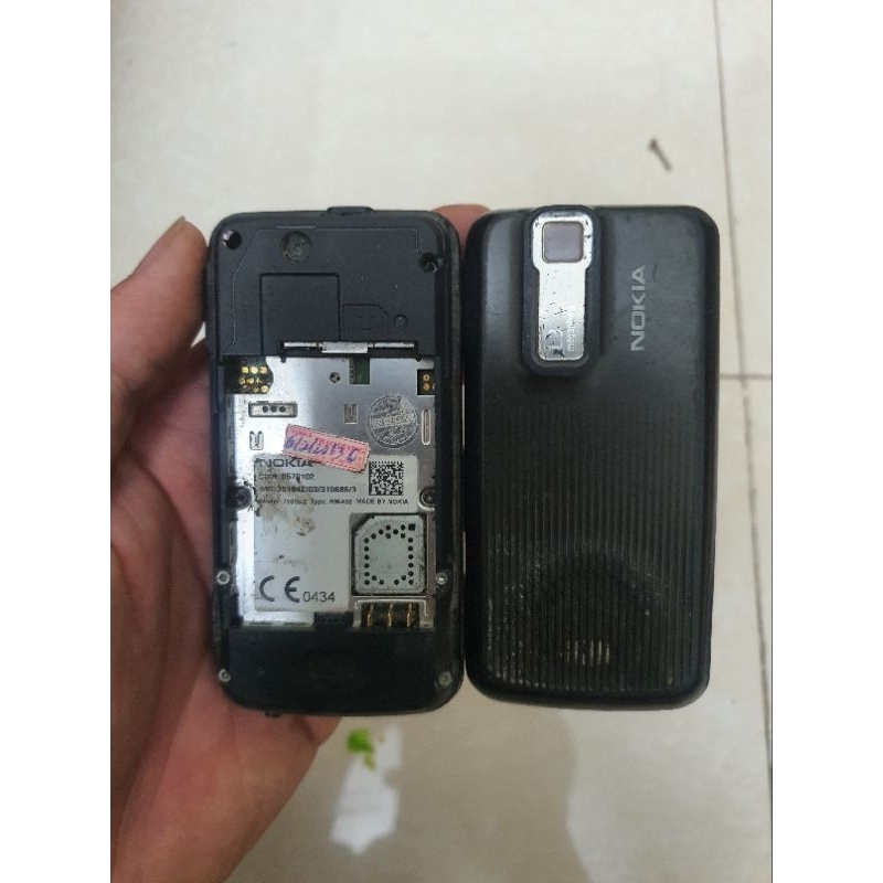 Nokia 7100s trắng màn