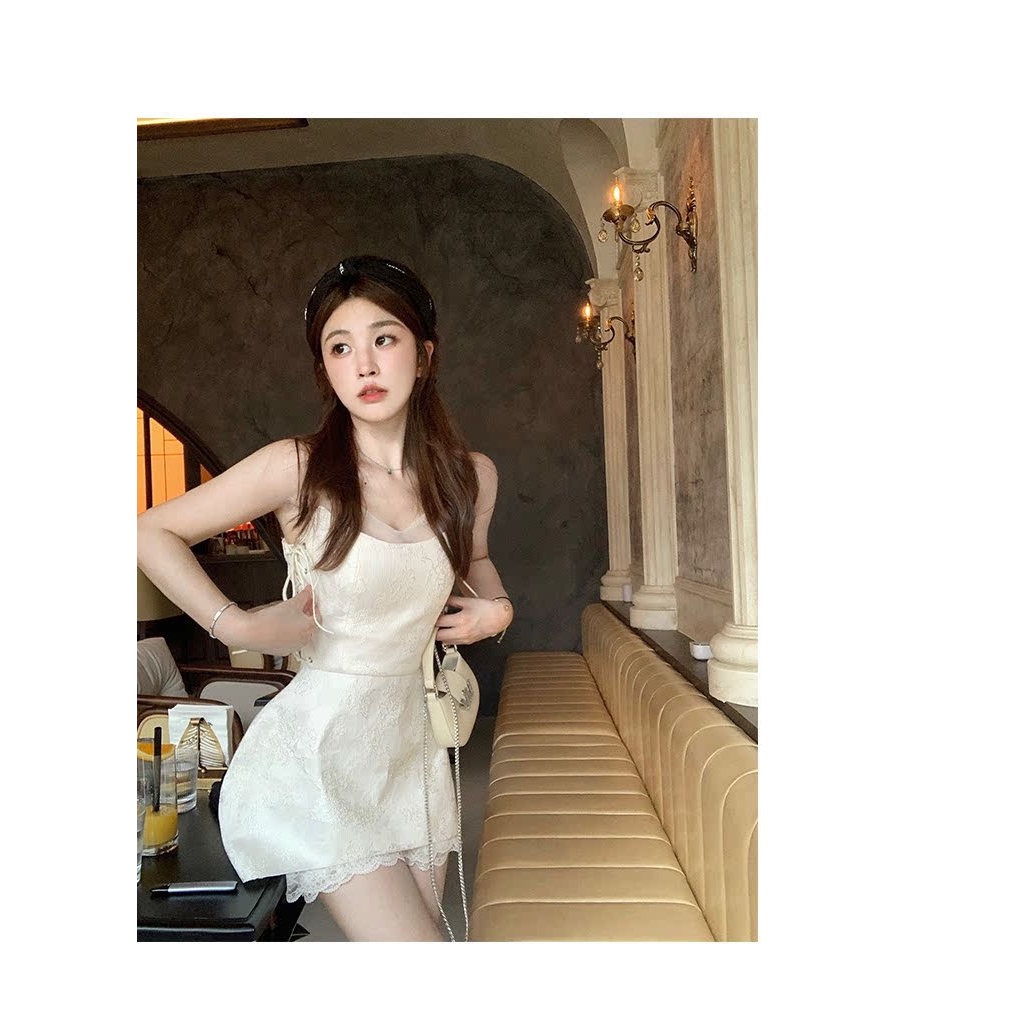 SET ÁO BODY 2 DÂY GẤM ĐAN DÂY EO + QUẦN SHORT REN BÈO