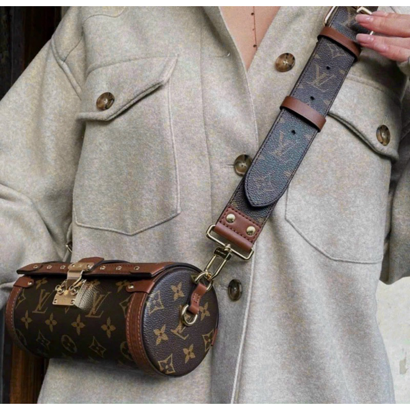 Túi Xách Nữ L.V Size 22 cm Đeo Chéo Dây Da Họa Tiết Bản To Kèm Dây Xích Hàng Cao Cấp Phong Cách Retro Mùa Đông Mới