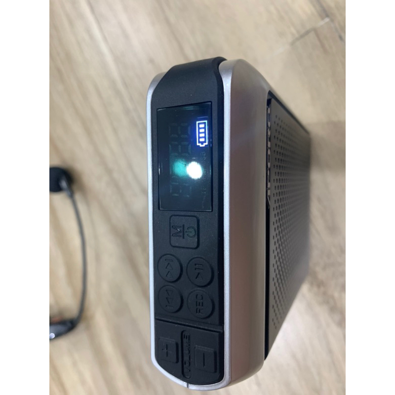 Máy trợ giảng Apolo T18 2.4G.