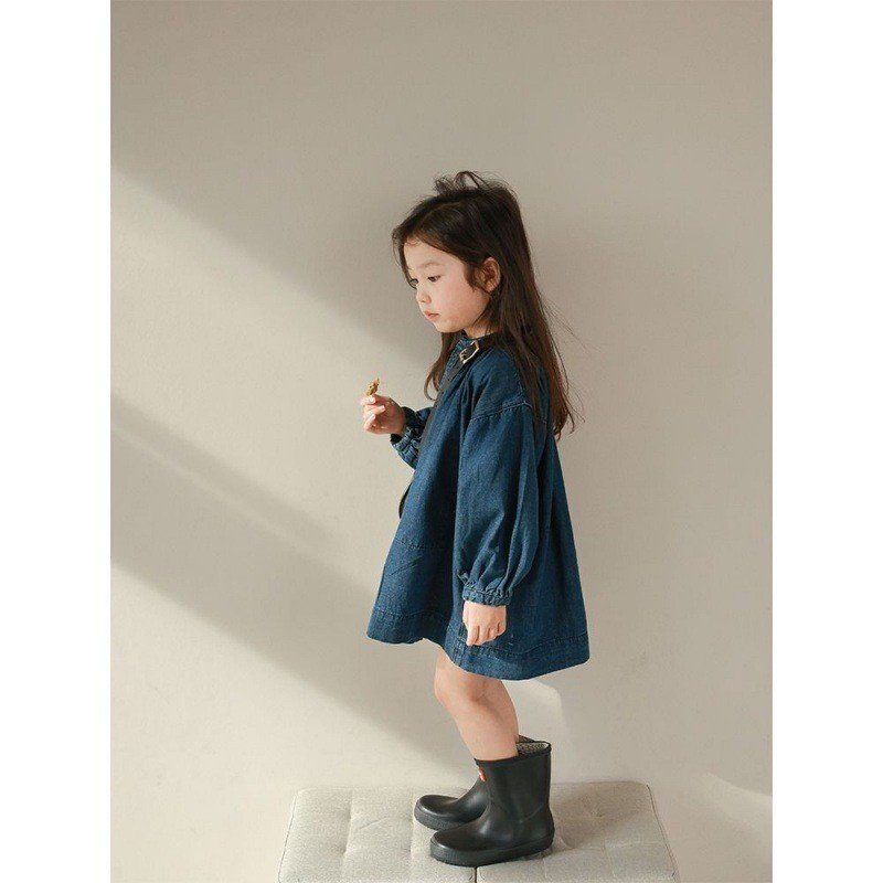 Áo Váy Bò Denim Cổ Đứng Dáng Rộng Phong Cách Hàn Quốc Thời Trang Thu Đông Dành Cho Bé Gái 2-8T . Chất Bò Mềm Không Phai