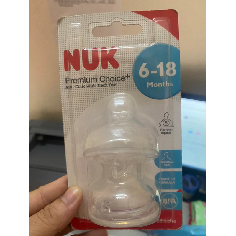 Bình sữa cảm biến nhiệt NUK nhựa PP cao cấp chuẩn EU núm ti silicone chỉnh nha 150ml, 300ml